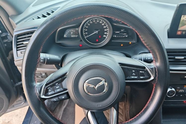 Used Mazda CX-4 2021 2.0L Automatic Two-Wheel Drive Blue Sky Exploration Edition Steering Wheel