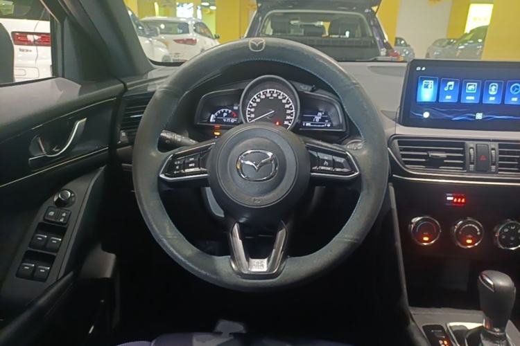 Used Mazda CX-4 2021 2.0L Automatic Two-Wheel Drive Blue Sky Dynamic Edition Steering Wheel