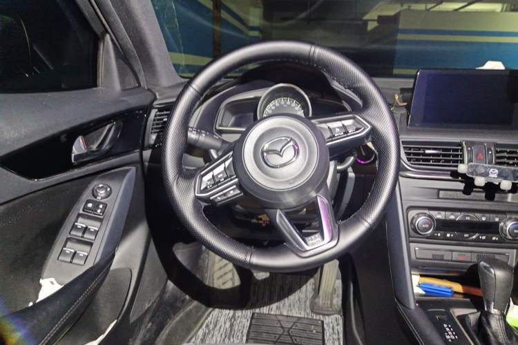 Used Mazda CX-4 2021 2.0L Automatic Two-Wheel Drive Blue Sky Exploration Edition Steering Wheel