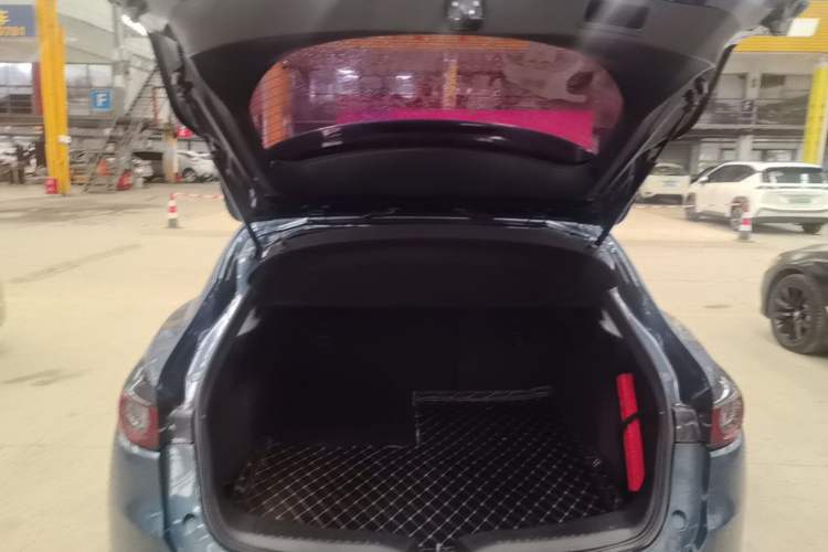 Used Mazda CX-4 2021 2.0L Automatic Two-Wheel Drive Blue Sky Exploration Edition Trunk