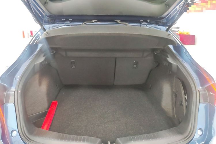 Used Mazda CX-4 2021 2.0L Automatic Two-Wheel Drive Blue Sky Luxury Edition Trunk