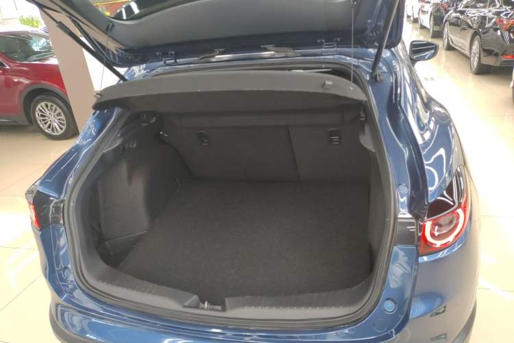 Used Mazda CX-4 2021 2.0L Automatic Two-Wheel Drive Blue Sky Dynamic Edition Trunk
