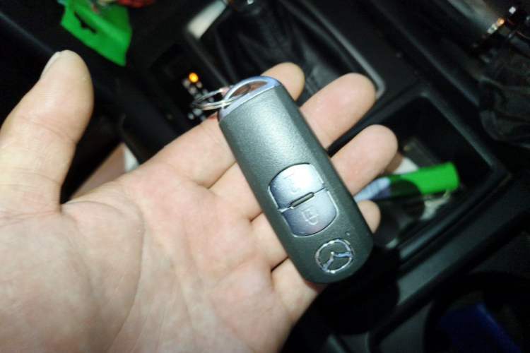 Used Mazda CX-4 2021 2.0L Automatic Two-Wheel Drive Blue Sky Dynamic Edition Vehicle Key