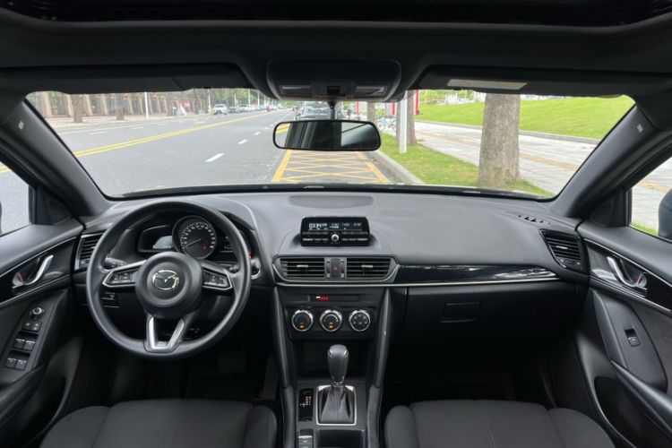 Used Mazda CX-4 2021 2.0L Automatic Two-Wheel Drive Blue Sky Dynamic Edition Audio And AC Panel