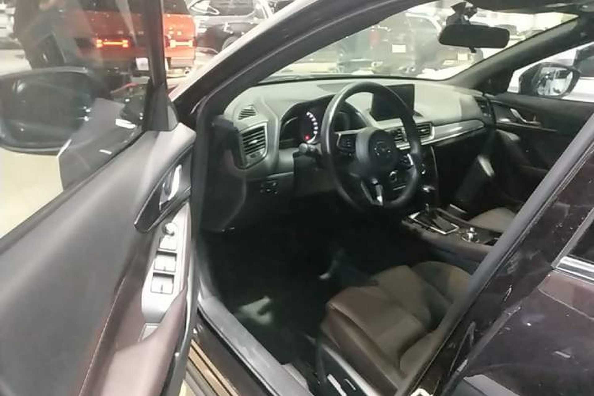 Used Mazda CX-4 2021 2.0L Automatic Two-Wheel Drive Blue Sky Luxury Edition Driver Seat
