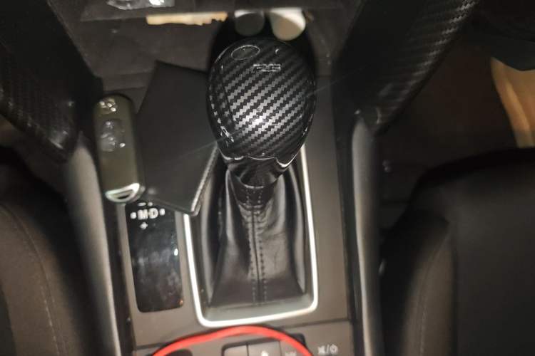 Used Mazda CX-4 2021 2.0L Automatic Two-Wheel Drive Blue Sky Dynamic Edition Gear Lever