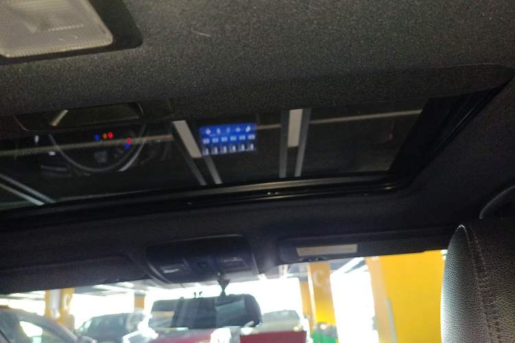 Used Mazda CX-4 2021 2.0L Automatic Two-Wheel Drive Blue Sky Dynamic Edition Headliner