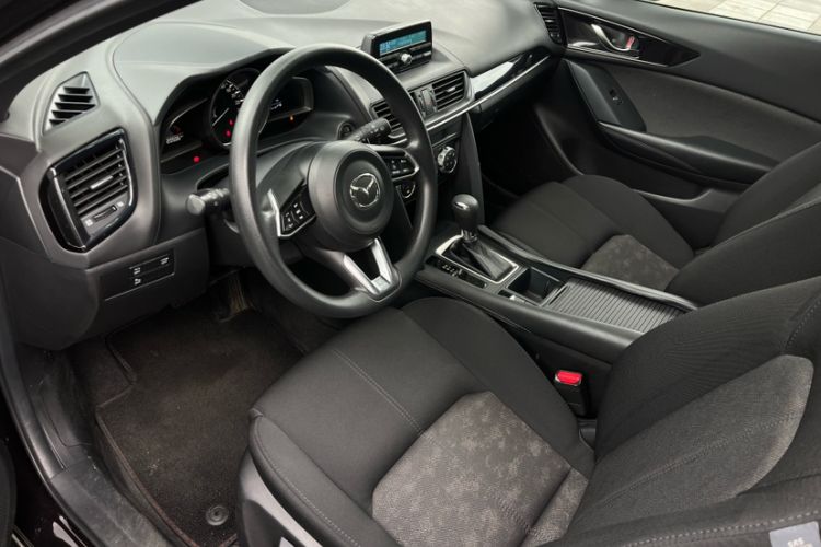 Used Mazda CX-4 2021 2.0L Automatic Two-Wheel Drive Blue Sky Dynamic Edition Interior 2