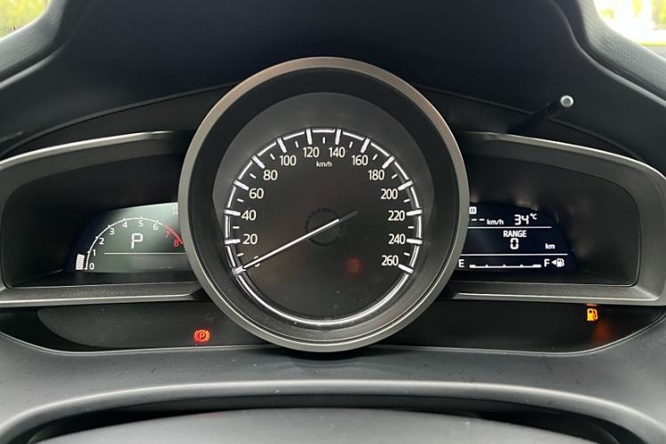 Used Mazda CX-4 2021 2.0L Automatic Two-Wheel Drive Blue Sky Dynamic Edition Interior 8