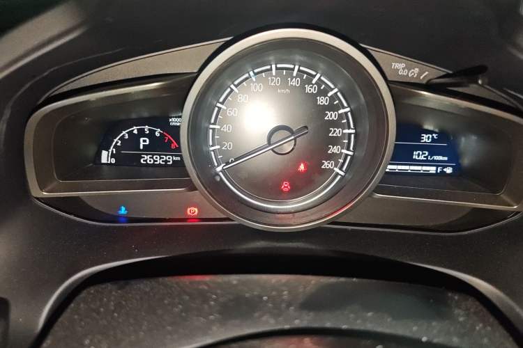 Used Mazda CX-4 2021 2.0L Automatic Two-Wheel Drive Blue Sky Dynamic Edition Odometer Close Up
