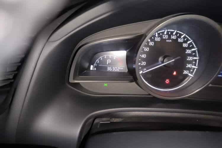 Used Mazda CX-4 2021 2.0L Automatic Two-Wheel Drive Blue Sky Luxury Edition Odometer Close Up