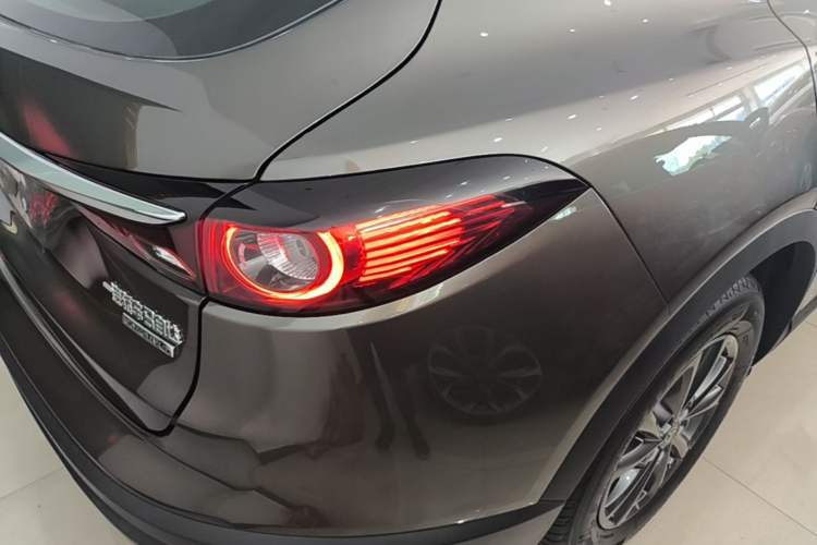 Used Mazda CX-4 2021 2.0L Automatic Two-Wheel Drive Blue Sky Exploration Edition Right Rear Taillight