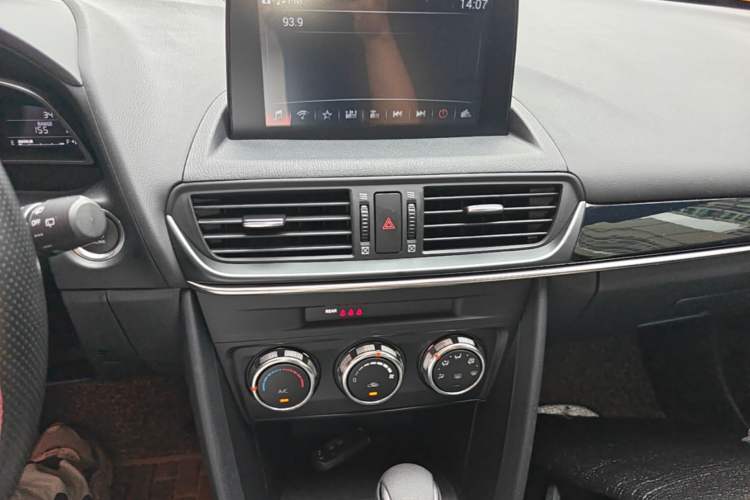 Used Mazda CX-4 2021 2.0L Automatic Two-Wheel Drive Blue Sky Dynamic Edition Audio And AC Panel