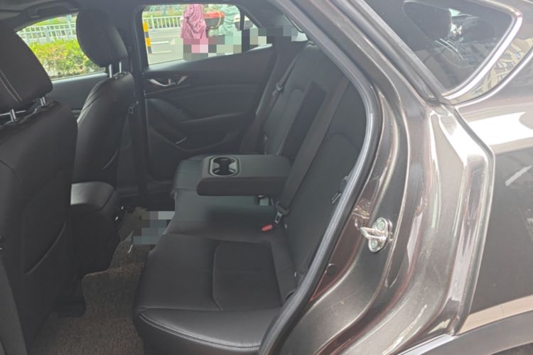Used Mazda CX-4 2021 2.0L Automatic Two-Wheel Drive Blue Sky Dynamic Edition Left Rear Seat