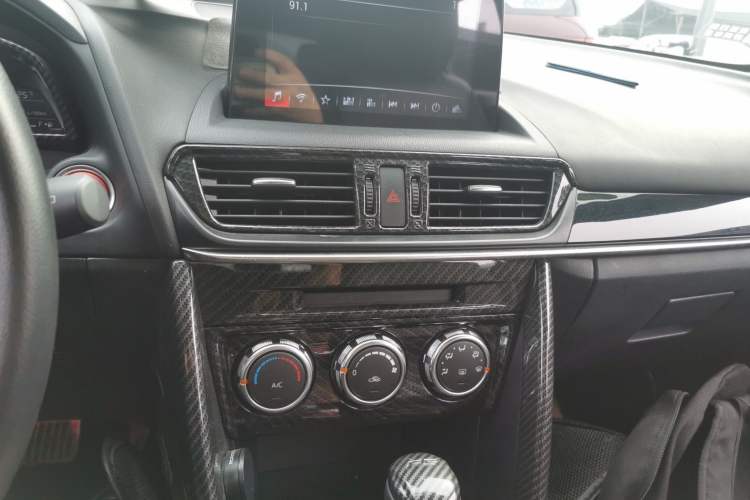 Used Mazda CX-4 2021 2.0L Automatic Two-Wheel Drive Blue Sky Dynamic Edition Audio And AC Panel