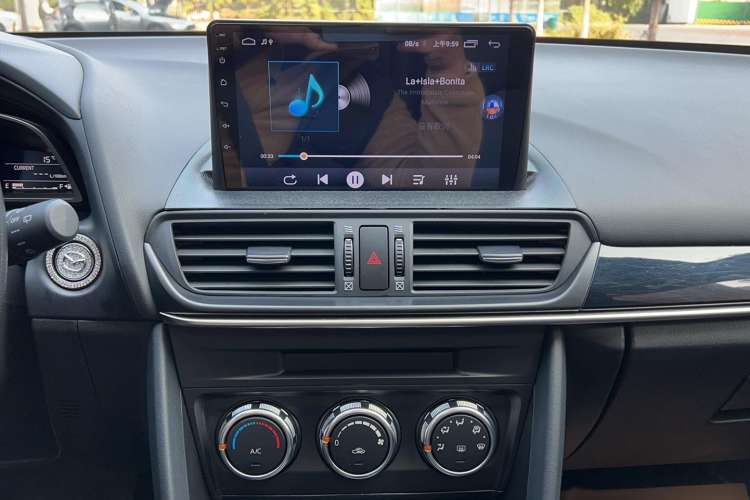 Used Mazda CX-4 2021 2.0L Automatic Two-Wheel Drive Blue Sky Dynamic Edition Audio And AC Panel