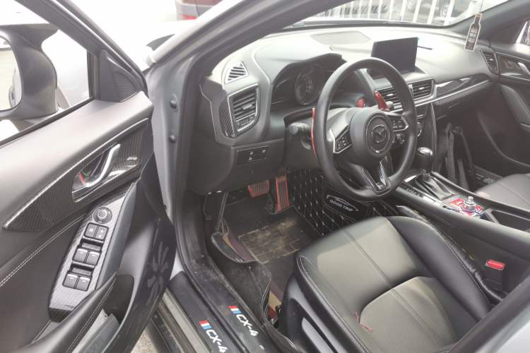 Used Mazda CX-4 2021 2.0L Automatic Two-Wheel Drive Blue Sky Dynamic Edition Driver Seat