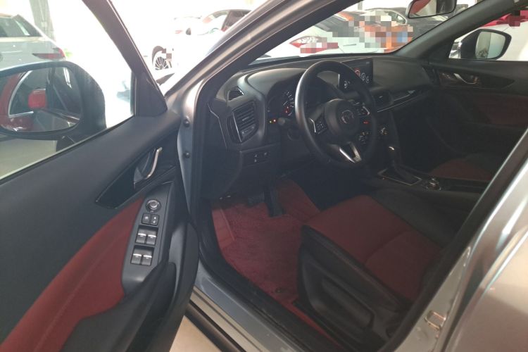 Used Mazda CX-4 2021 2.0L Automatic Two-Wheel Drive Blue Sky Dynamic Edition Driver Seat