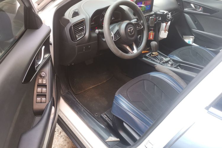 Used Mazda CX-4 2021 2.0L Automatic Two-Wheel Drive Blue Sky Dynamic Edition Left Front Seat
