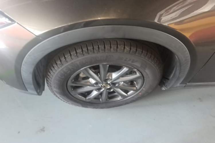 Used Mazda CX-4 2021 2.0L Automatic Two-Wheel Drive Blue Sky Dynamic Edition Left Front Wheel Hub
