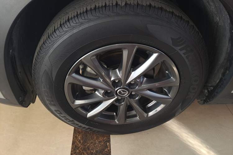 Used Mazda CX-4 2021 2.0L Automatic Two-Wheel Drive Blue Sky Dynamic Edition Left Front Wheel Hub