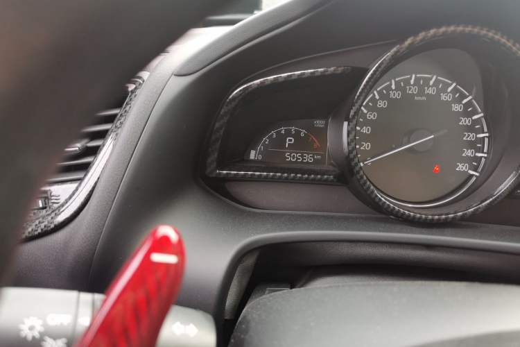 Used Mazda CX-4 2021 2.0L Automatic Two-Wheel Drive Blue Sky Dynamic Edition Odometer Close Up