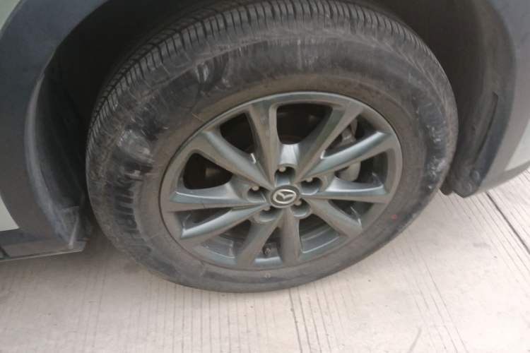 Used Mazda CX-4 2021 2.0L Automatic Two-Wheel Drive Blue Sky Dynamic Edition Right Front Wheel Hub
