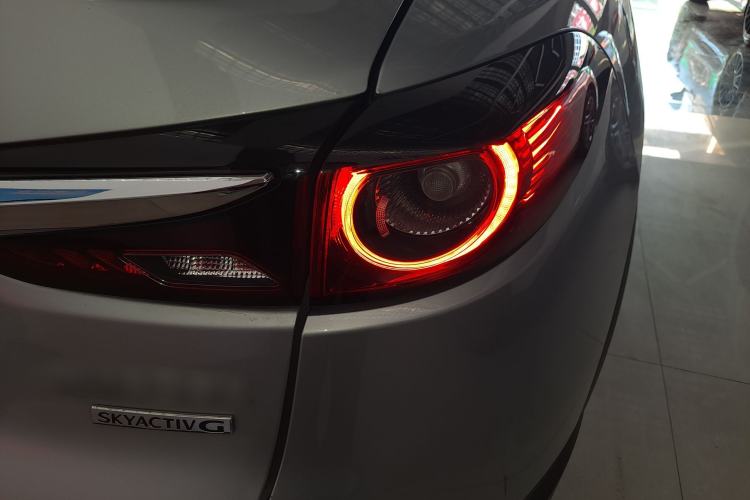 Used Mazda CX-4 2021 2.0L Automatic Two-Wheel Drive Blue Sky Dynamic Edition Right Rear Taillight