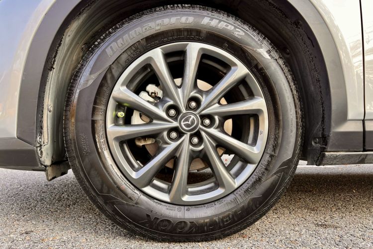 Used Mazda CX-4 2021 2.0L Automatic Two-Wheel Drive Blue Sky Dynamic Edition Right Rear Wheel Hub