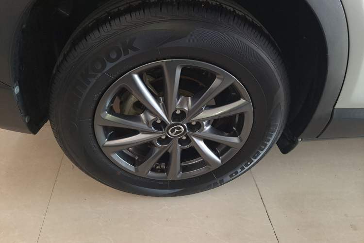 Used Mazda CX-4 2021 2.0L Automatic Two-Wheel Drive Blue Sky Dynamic Edition Right Rear Wheel Hub