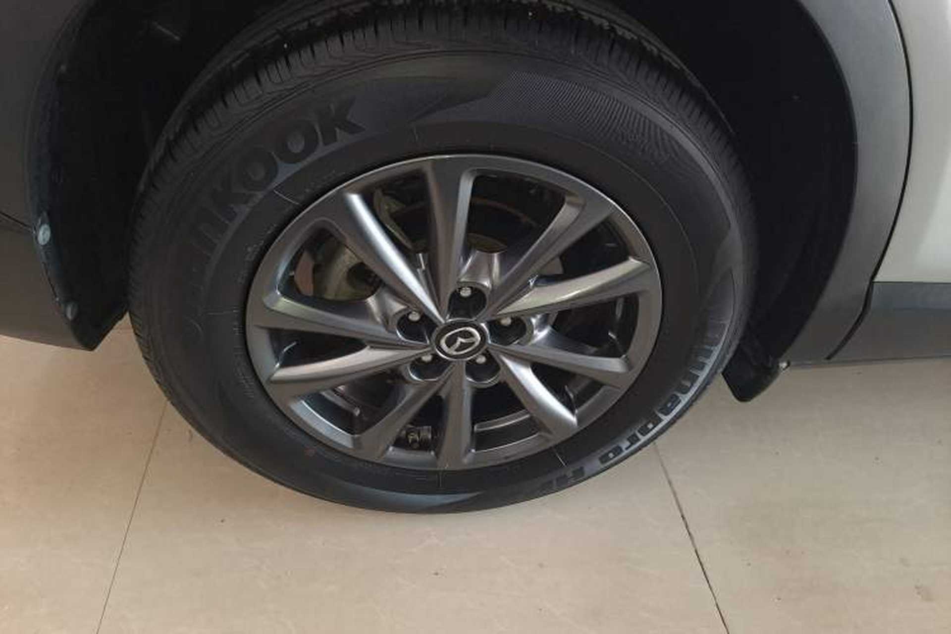 Used Mazda CX-4 2021 2.0L Automatic Two-Wheel Drive Blue Sky Dynamic Edition Right Rear Wheel Hub