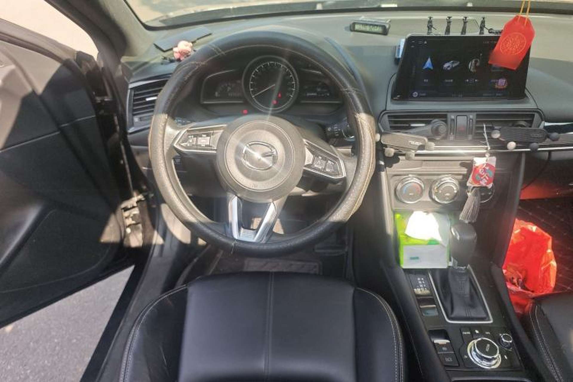 Used Mazda CX-4 2021 2.0L Automatic Two-Wheel Drive Blue Sky Dynamic Edition Steering Wheel
