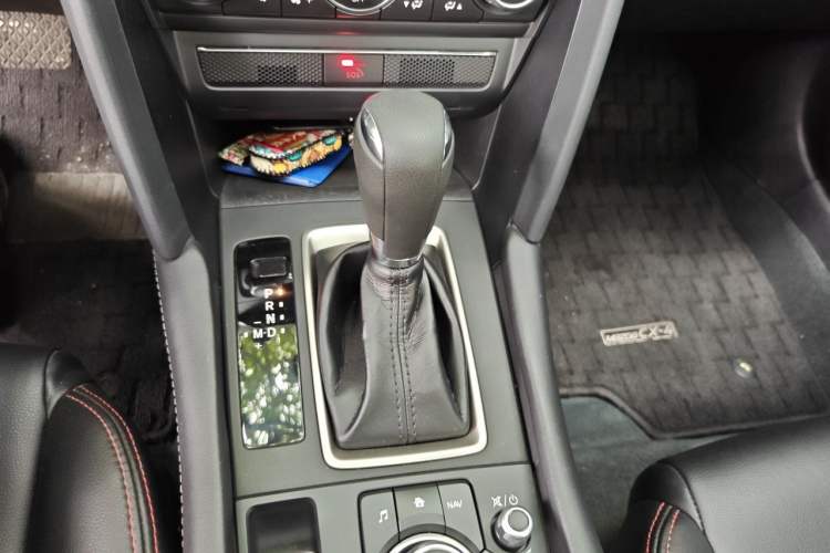 Used Mazda CX-4 2021 2.0L Automatic Two-Wheel Drive Blue Sky Exploration Edition Gear Lever