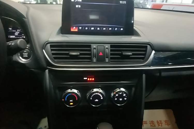 Used Mazda CX-4 2021 2.0L Automatic Two-Wheel Drive Blue Sky Dynamic Edition Audio And AC Panel