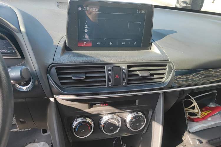 Used Mazda CX-4 2021 2.0L Automatic Two-Wheel Drive Blue Sky Dynamic Edition Audio And AC Panel