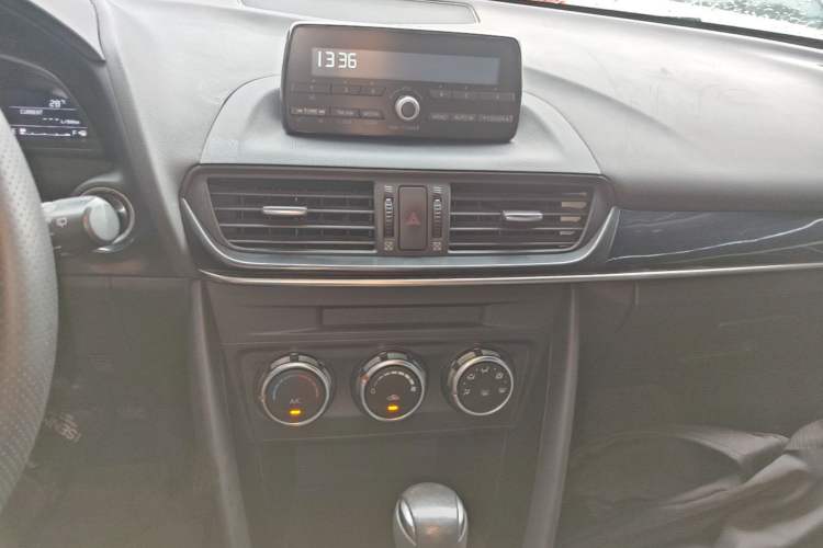 Used Mazda CX-4 2021 2.0L Automatic Two-Wheel Drive Blue Sky Dynamic Edition Audio And AC Panel