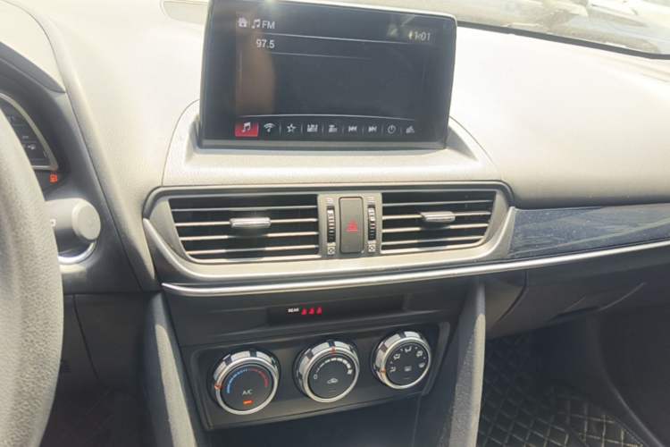 Used Mazda CX-4 2021 2.0L Automatic Two-Wheel Drive Blue Sky Dynamic Edition Audio And AC Panel