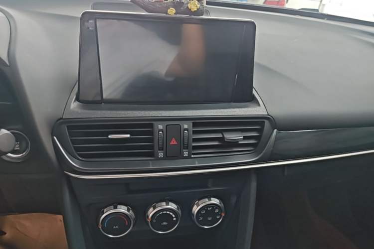 Used Mazda CX-4 2021 2.0L Automatic Two-Wheel Drive Blue Sky Dynamic Edition Audio And AC Panel