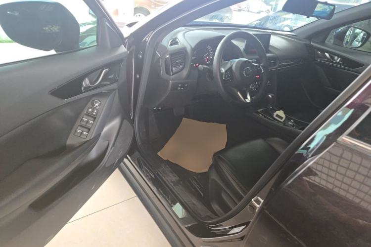 Used Mazda CX-4 2021 2.0L Automatic Two-Wheel Drive Blue Sky Exploration Edition Driver Seat