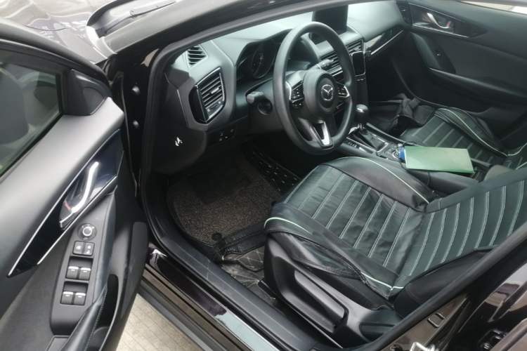 Used Mazda CX-4 2021 2.0L Automatic Two-Wheel Drive Blue Sky Exploration Edition Driver Seat