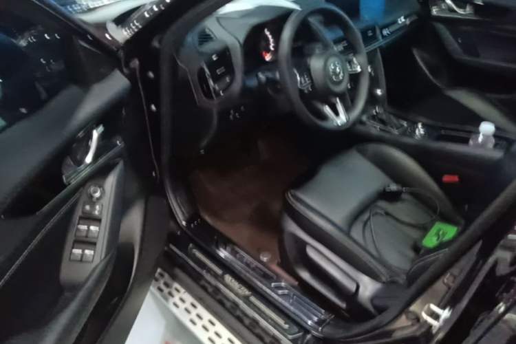 Used Mazda CX-4 2021 2.0L Automatic Two-Wheel Drive Blue Sky Exploration Edition Driver Seat
