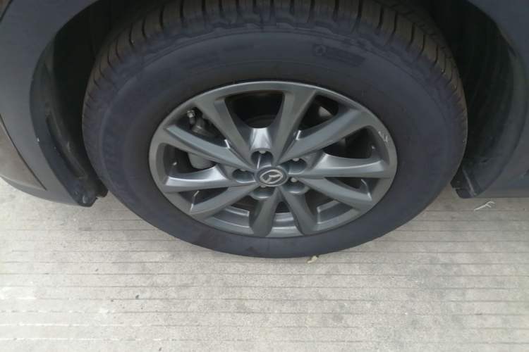 Used Mazda CX-4 2021 2.0L Automatic Two-Wheel Drive Blue Sky Exploration Edition Exterior 4