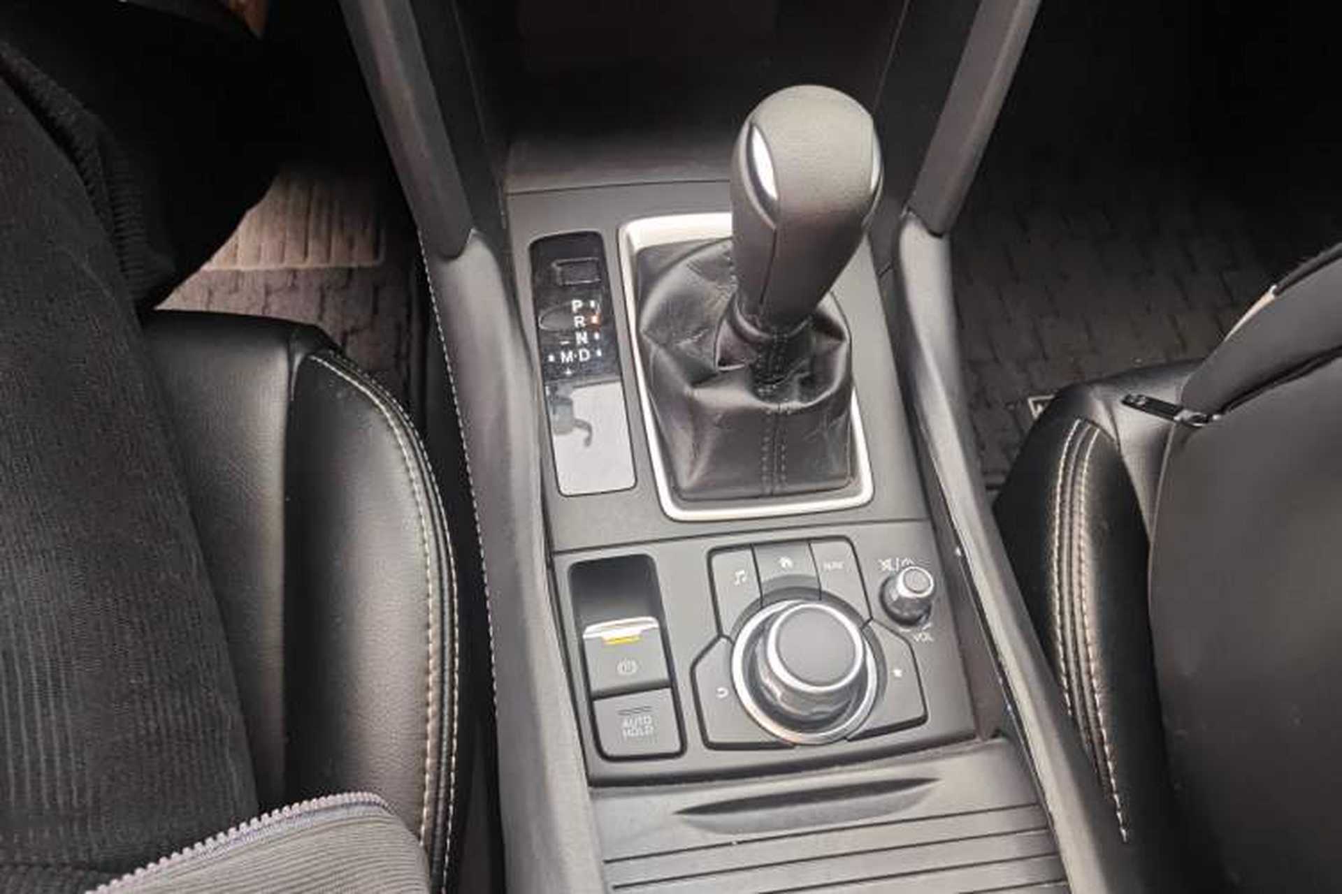 Used Mazda CX-4 2021 2.0L Automatic Two-Wheel Drive Blue Sky Dynamic Edition Gear Lever