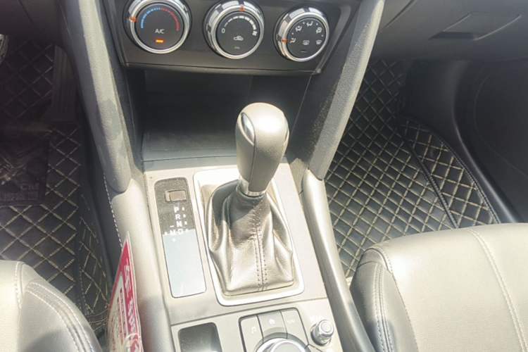 Used Mazda CX-4 2021 2.0L Automatic Two-Wheel Drive Blue Sky Dynamic Edition Gear Lever
