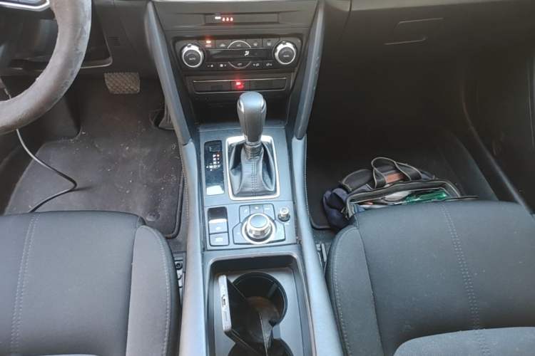 Used Mazda CX-4 2021 2.0L Automatic Two-Wheel Drive Blue Sky Exploration Edition Gear Lever