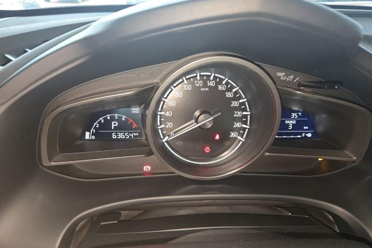 Used Mazda CX-4 2021 2.0L Automatic Two-Wheel Drive Blue Sky Exploration Edition Instrument Cluster