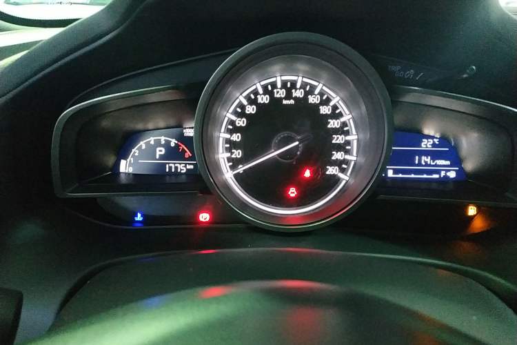 Used Mazda CX-4 2021 2.0L Automatic Two-Wheel Drive Blue Sky Exploration Edition Instrument Cluster