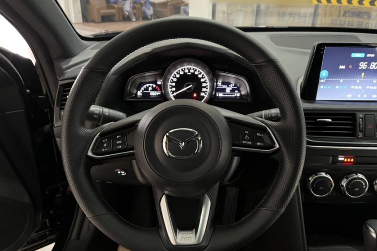 Used Mazda CX-4 2021 2.0L Automatic Two-Wheel Drive Blue Sky Dynamic Edition Interior 2