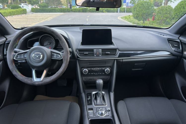 Used Mazda CX-4 2021 2.0L Automatic Two-Wheel Drive Blue Sky Exploration Edition Interior 7