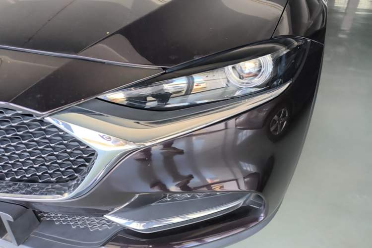 Used Mazda CX-4 2021 2.0L Automatic Two-Wheel Drive Blue Sky Dynamic Edition Left Front Headlight